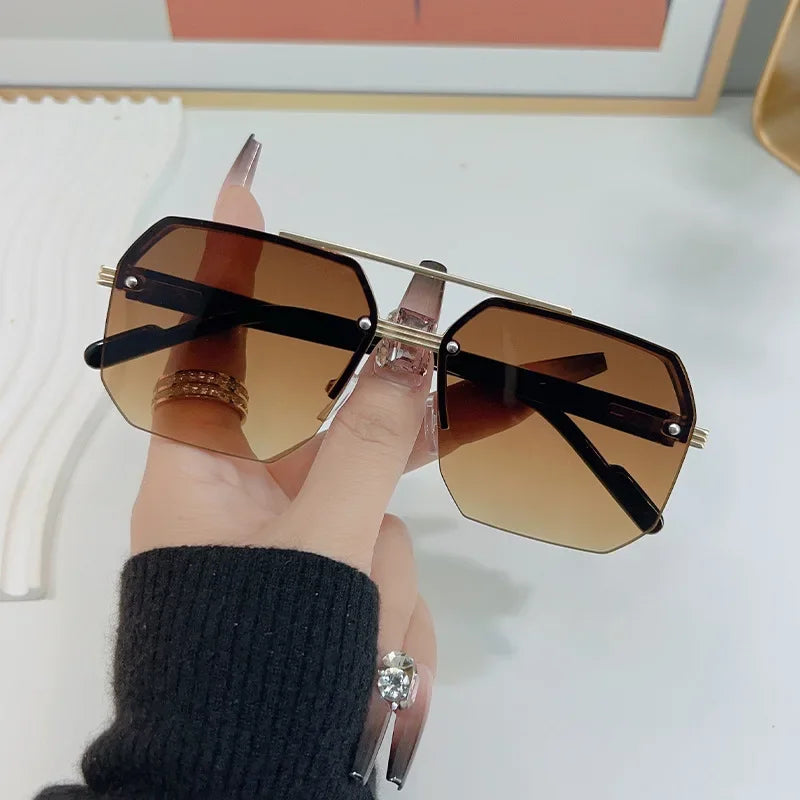 Sexy / Posh Polycarbonate Sunglasses.