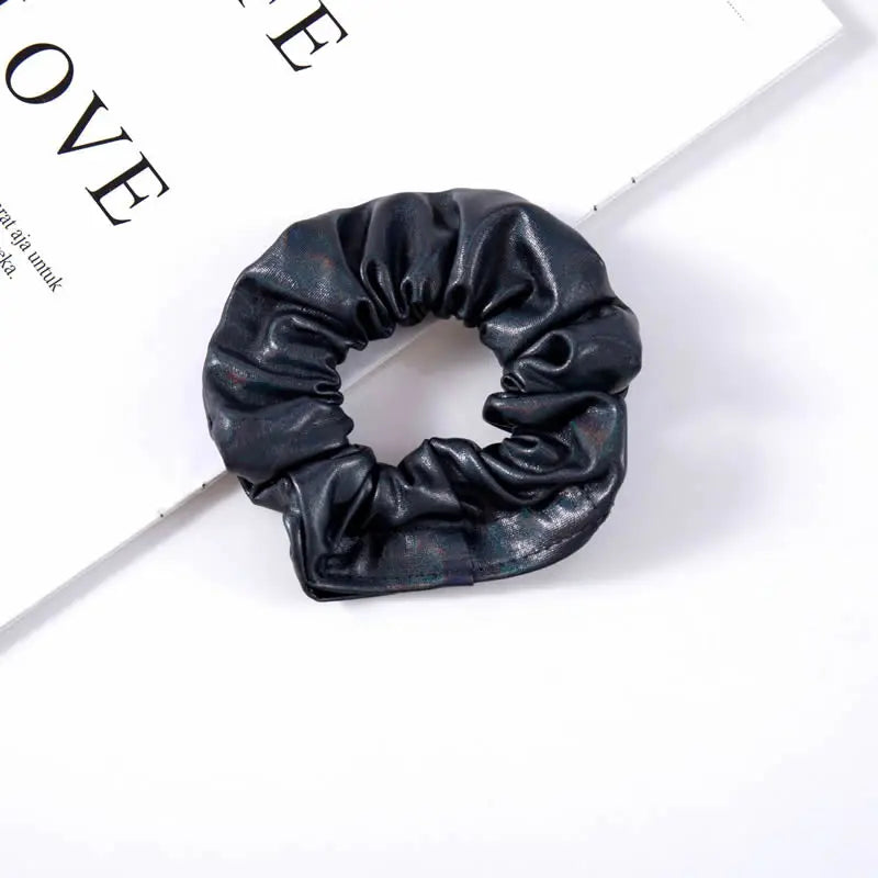 Secret Hair Scrunchie ⁣⁣⁣⁣Stash Hidden Storage Compartment.