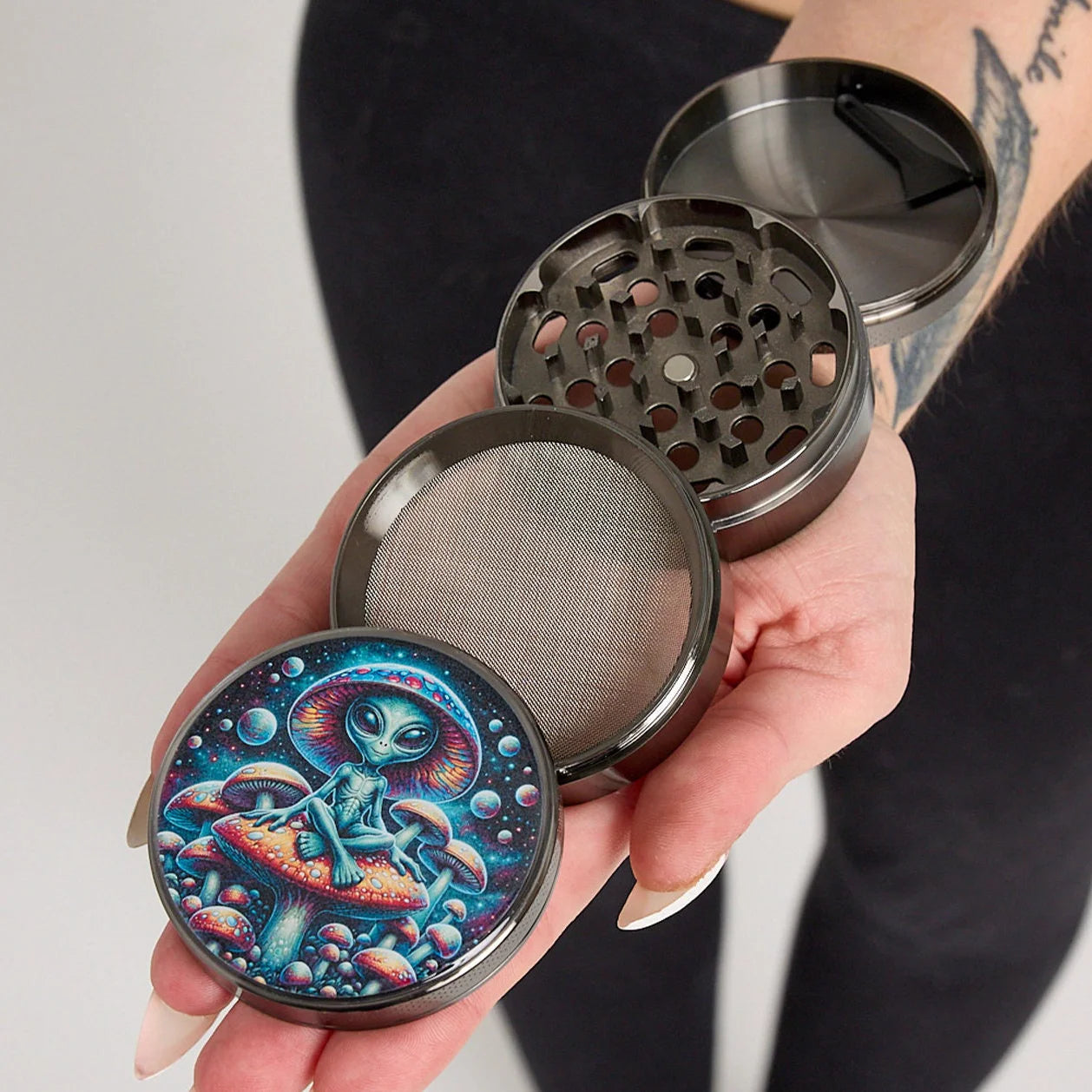 Raverfrog Grinder (Compact and Large Sizes Available) Metal Herb Grinder